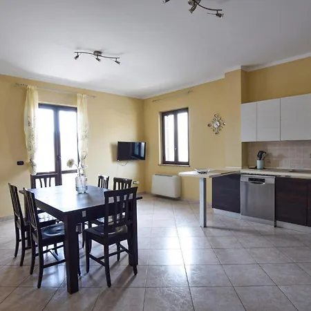 Lovely In Marina With Wifi Apartment