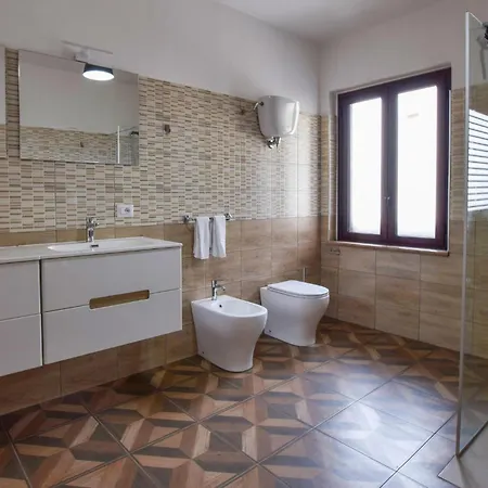 Lovely In Marina With Wifi Apartment *